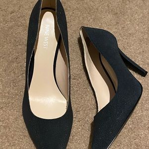 Nine West Seespoto black shoes